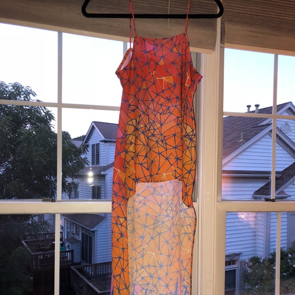 Alexis Tops - •ALEXIS• Bright Pattern High-Low Silk Top